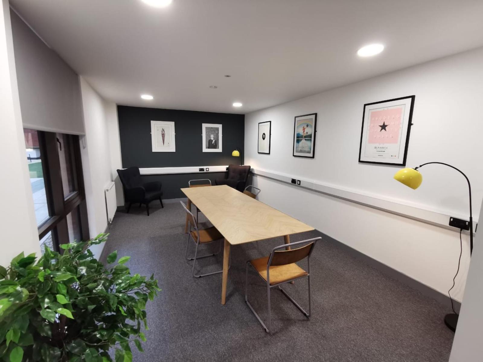 For Students Only At Great Patrick Street Apartamento Belfast Exterior foto